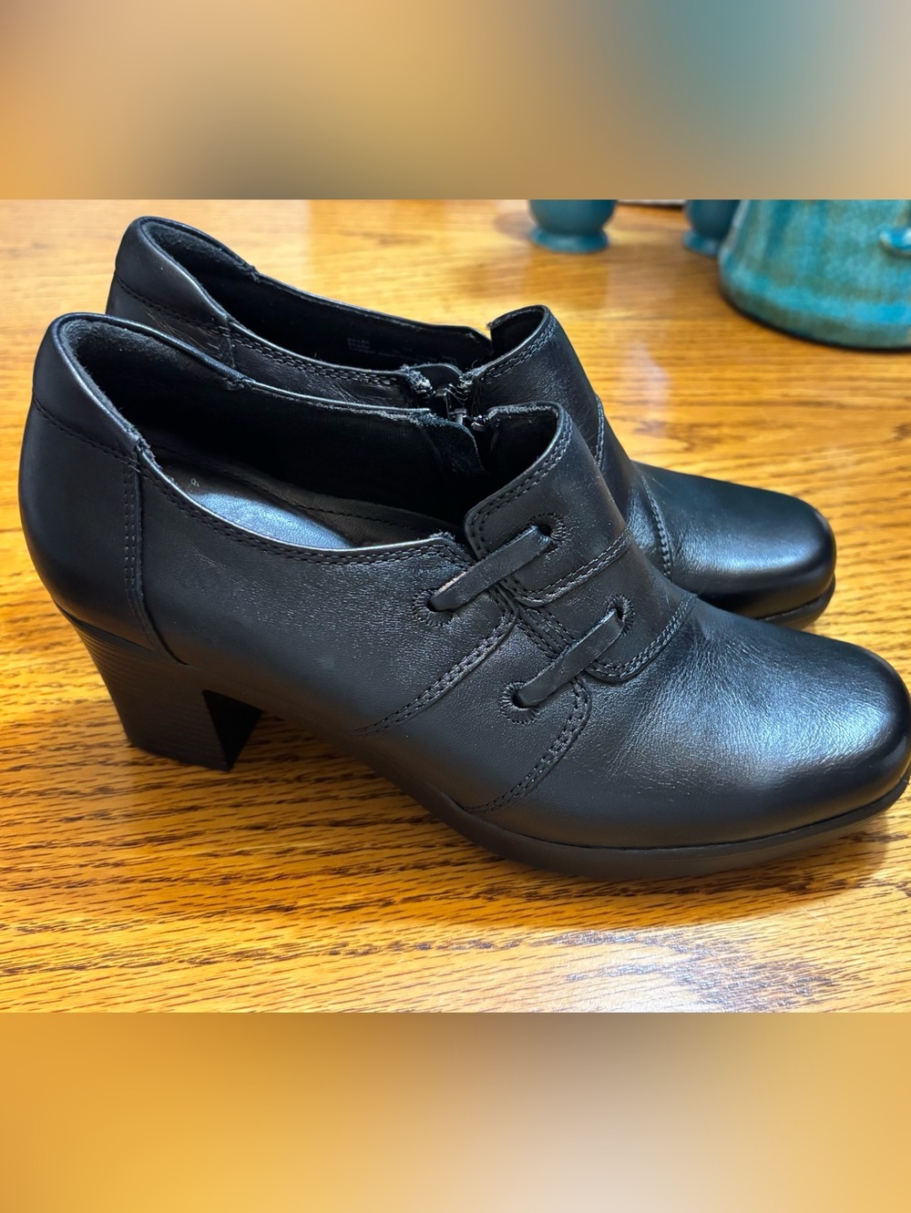 Clark’s bendables Shooties shoes/booties women’s size 7 NWOT - Picture 2 of 10